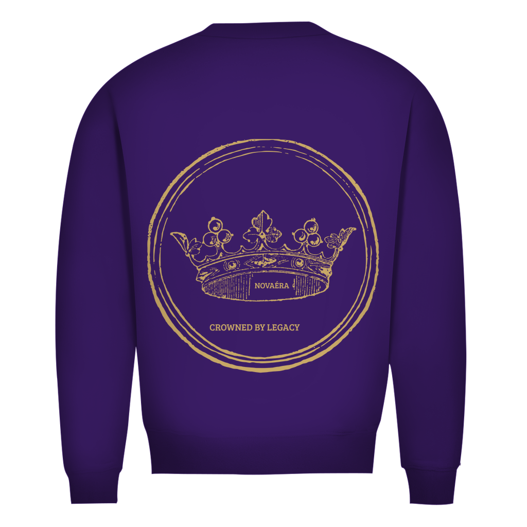NOVAÉRA Herren Premium Bio Sweatshirt – Rundhals & Gold-Backprint „Crowned by Legacy“