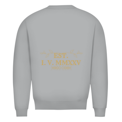 NOVAÉRA Herren Bio Sweatshirt – Premium Qualität & Gold-Backprint „EST. I.V. MMXXV“