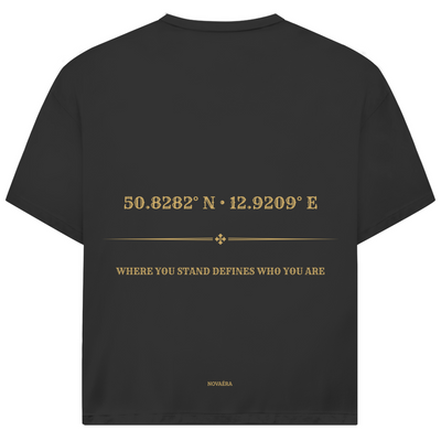 Oversize T-Shirt mit KOORDINATEN Backprint – NOVAÉRA | Bio Shirt im Jack & Jones Fit