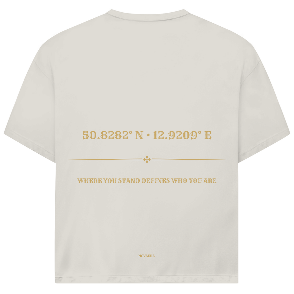Oversize T-Shirt mit KOORDINATEN Backprint – NOVAÉRA | Bio Shirt im Jack & Jones Fit
