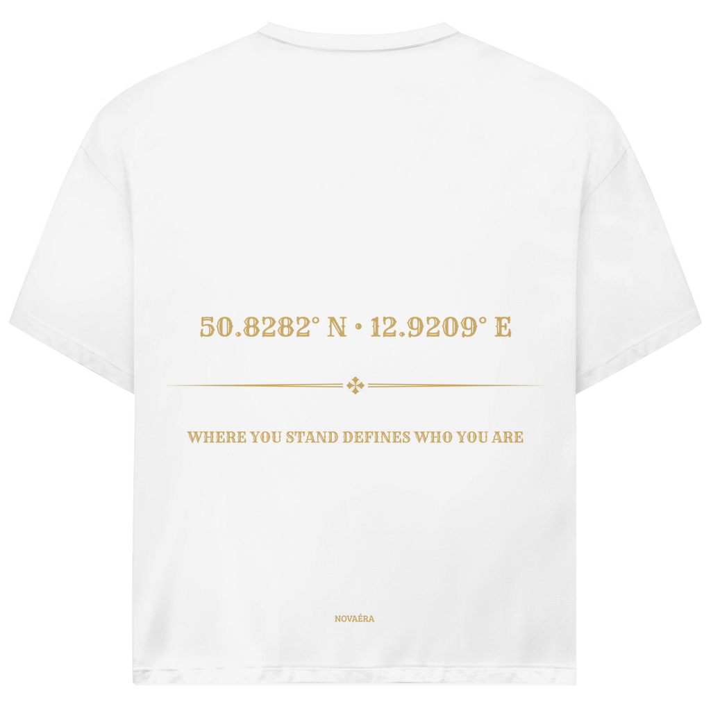Oversize T-Shirt mit KOORDINATEN Backprint – NOVAÉRA | Bio Shirt im Jack & Jones Fit