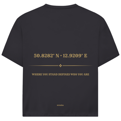 Oversize T-Shirt mit KOORDINATEN Backprint – NOVAÉRA | Bio Shirt im Jack & Jones Fit