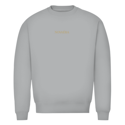 NOVAÉRA Herren Premium Bio Sweatshirt – Rundhals & Gold-Backprint „BALANCE“