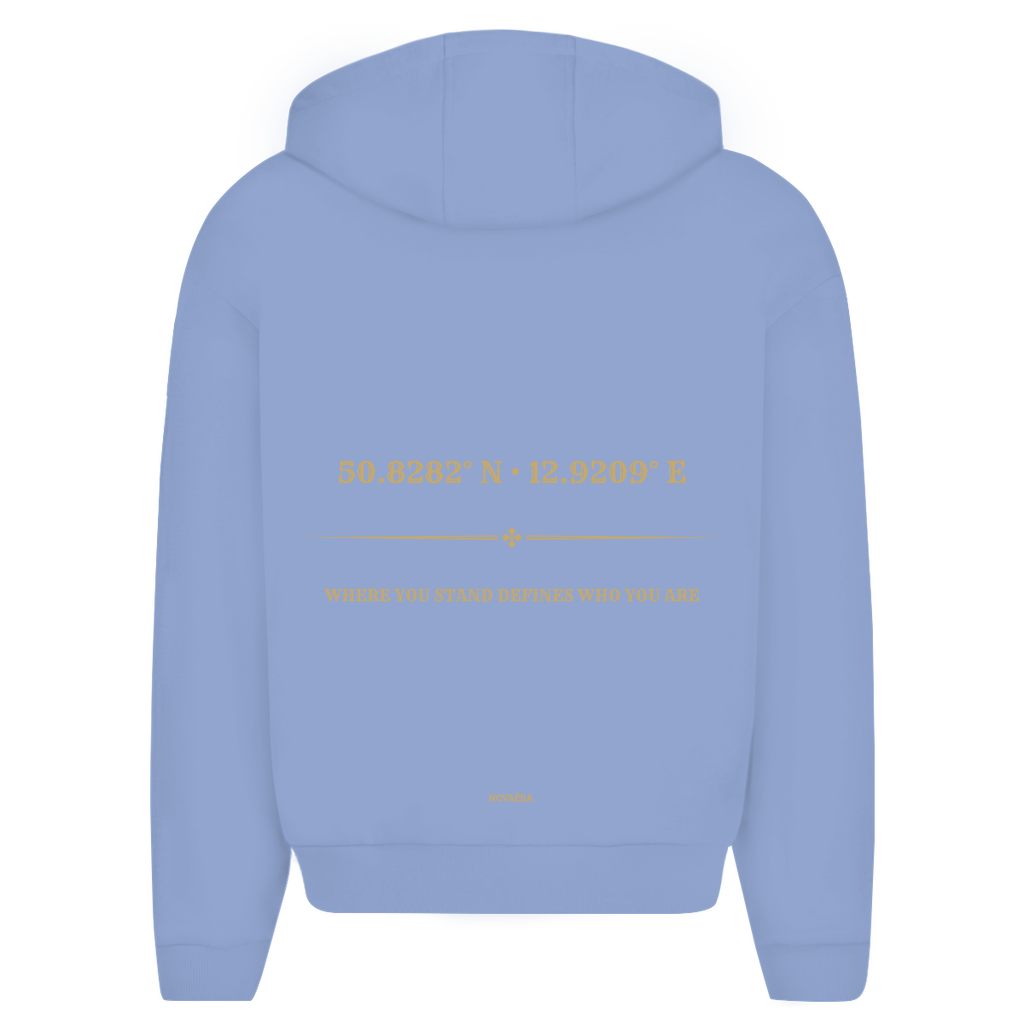 Oversize Zipper Hoodie mit KOORDINATEN Backprint – NOVAÉRA | Hoodie mit Reißverschluss & Statement