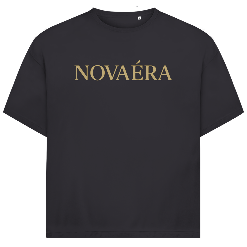 NOVAÉRA – ARCHITECT OF GRACE Oversize T-Shirt aus Bio-Baumwolle